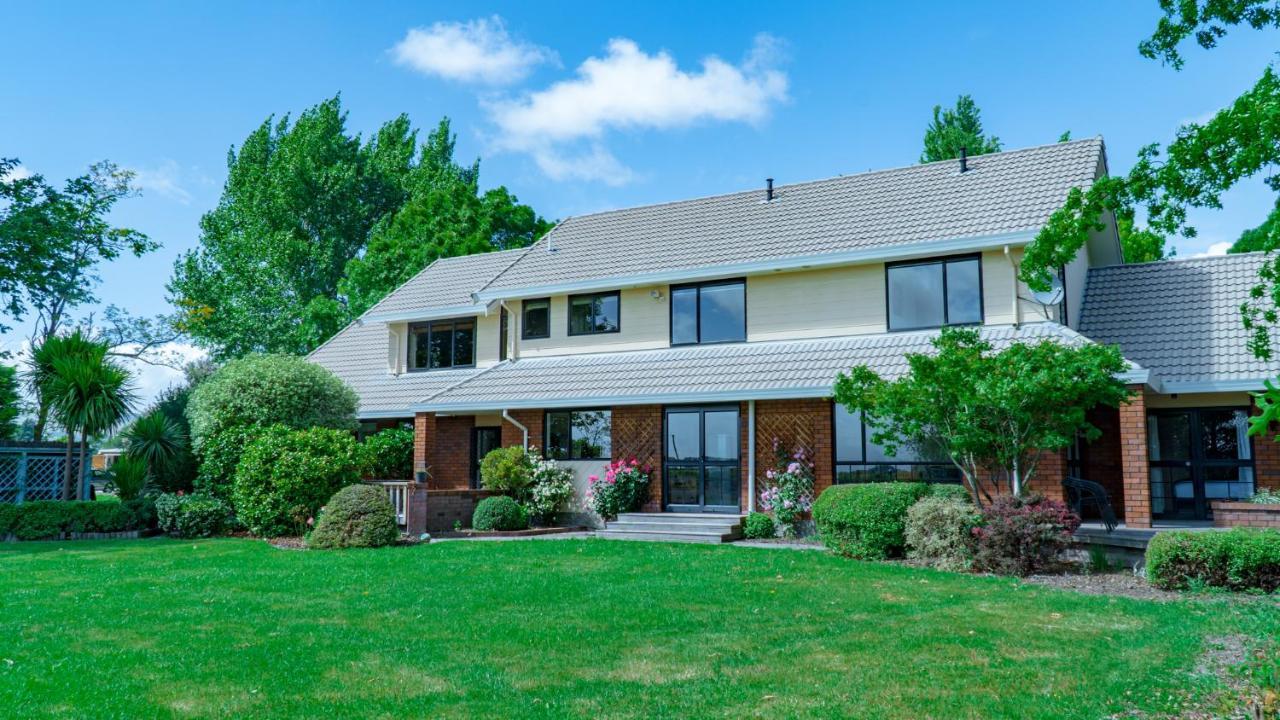 Fairhall Guest Lodge Woodbourne Exterior photo